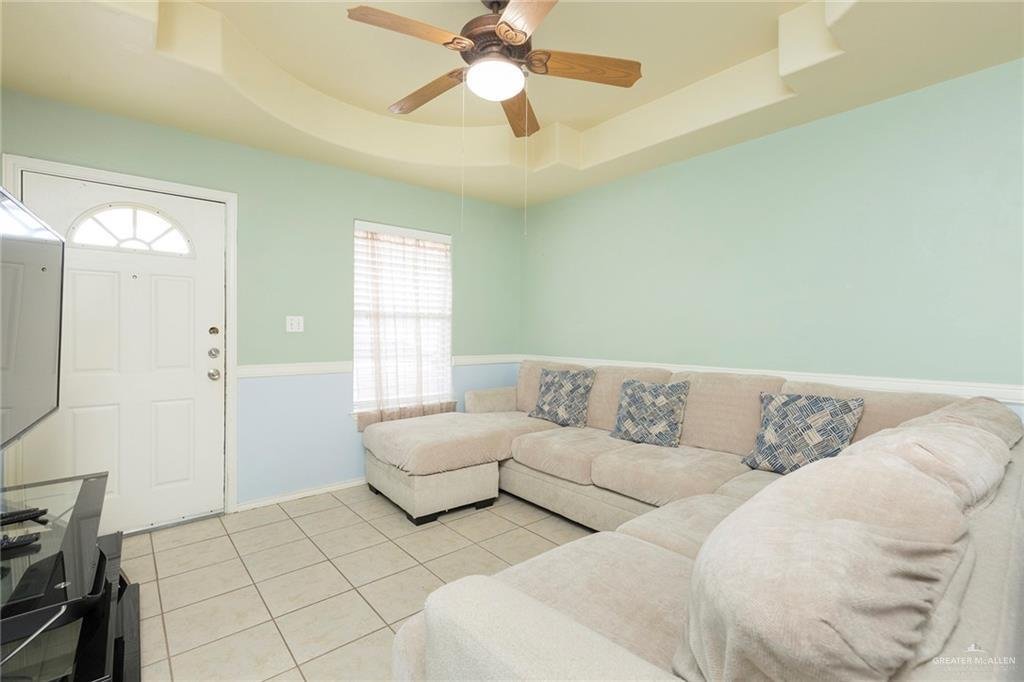 Penitas, Texas, United States 5 - 18052873