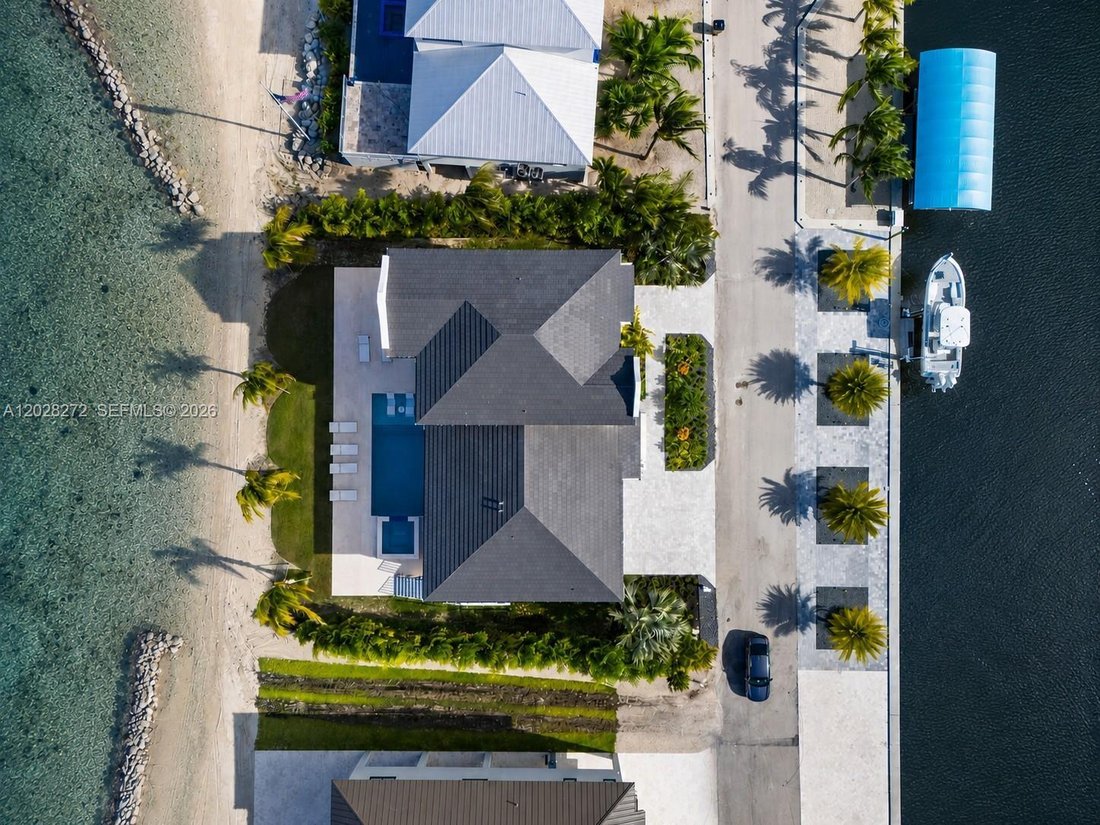 House in Marathon, Florida, United States 3 - 18053321