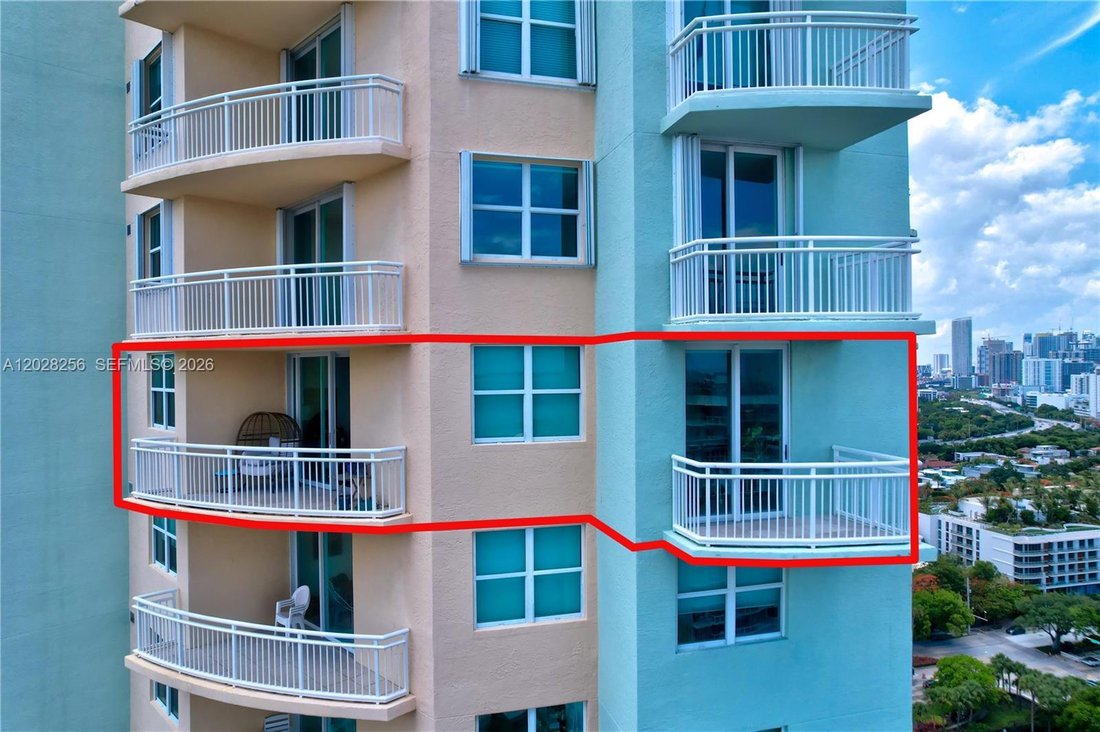 Condo in Miami, Florida, United States 4 - 18053332