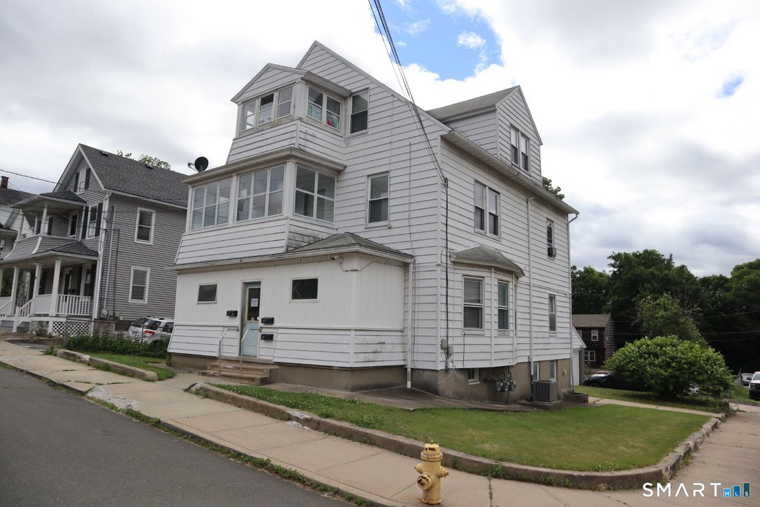 Ansonia, Connecticut, United States 1 - 18053295