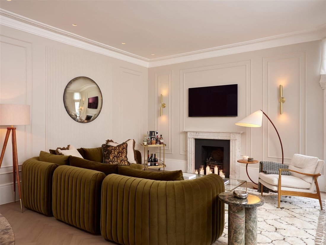 Apartment in Brompton, Kensington And Chelsea, England 2 - 18053222