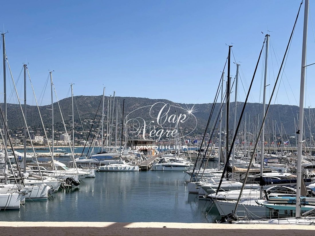 Apartment in Nord Est, Bormes-les-Mimosas, France 1 - 18022910