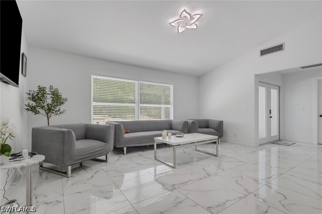 House in Naples, Florida, United States 5 - 18052940