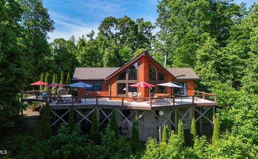 House in Mountain City, Tennessee, United States 1