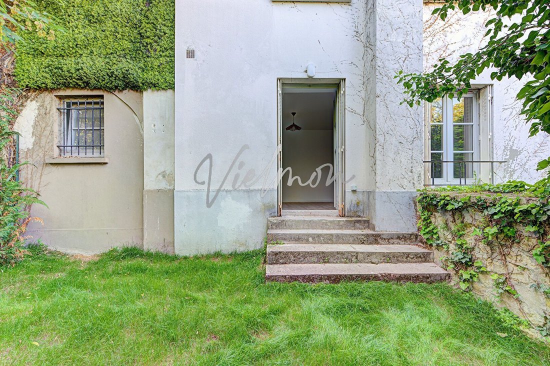 Apartment in Forêt, Saint-Germain-en-Laye, France 1 - 18053014