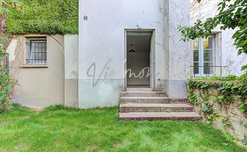 Apartment in Forêt, Saint-Germain-en-Laye, France 1