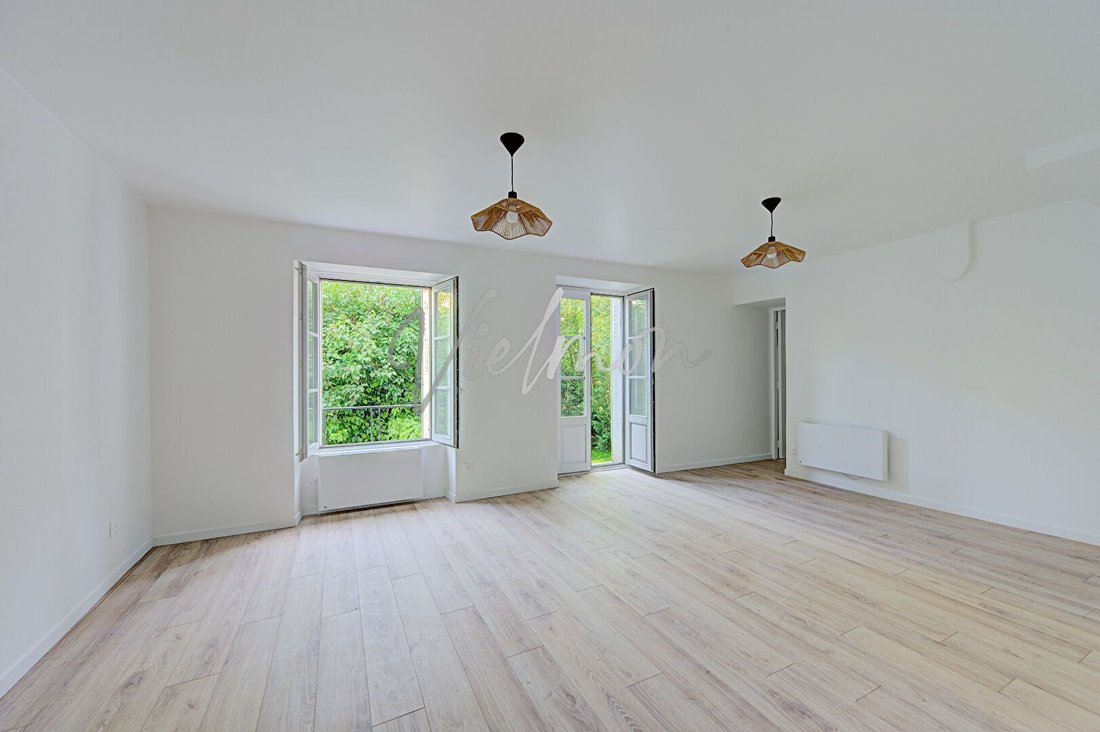 Apartment in Forêt, Saint-Germain-en-Laye, France 2 - 18053014
