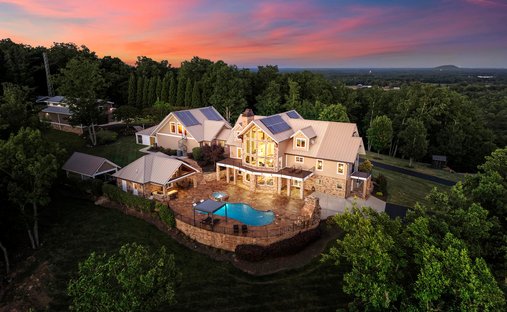 House in Cherryville, North Carolina, United States 1