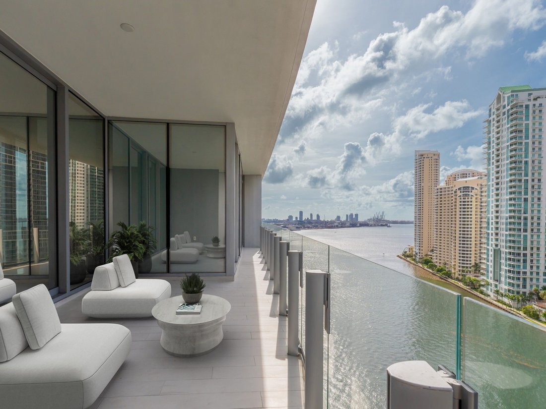 Condo in Miami, Florida, United States 1 - 18053426