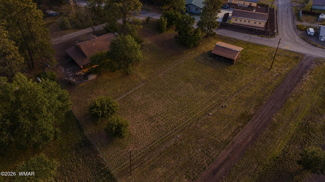 Pinetop, Arizona, United States 5 - 18052698
