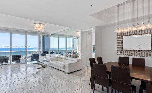 Condo in Sunny Isles Beach, Florida, United States 1
