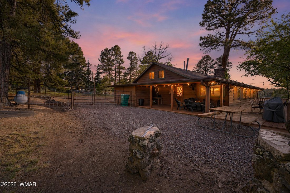 Pinetop, Arizona, United States 4 - 18052698