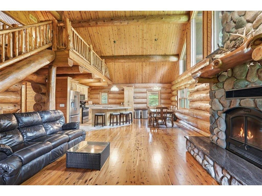 House in Wyanett, Minnesota, United States 5 - 18052886