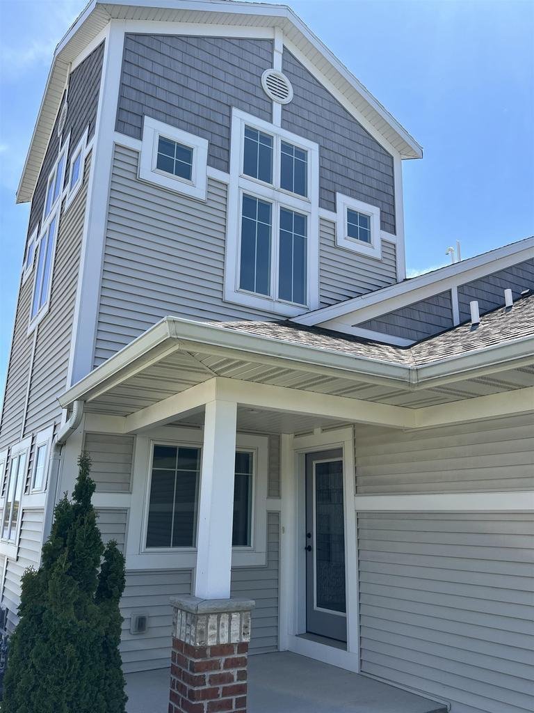 Condo in Ashwaubenon, Wisconsin, United States 2 - 18019150