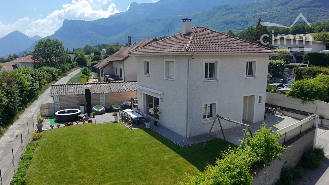 House in Le Coteau, Claix, France 2 - 18005077