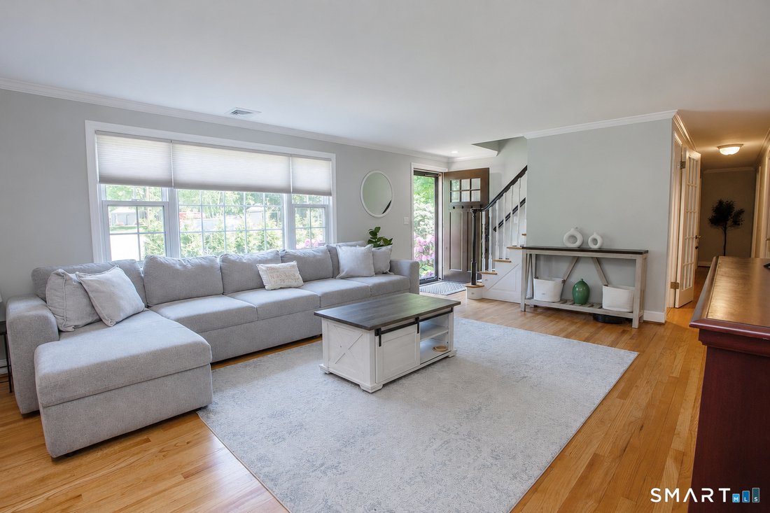 House in Simsbury, Connecticut, United States 3 - 18053296