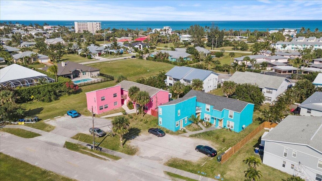 Fort Pierce, Florida, United States 3 - 17893838
