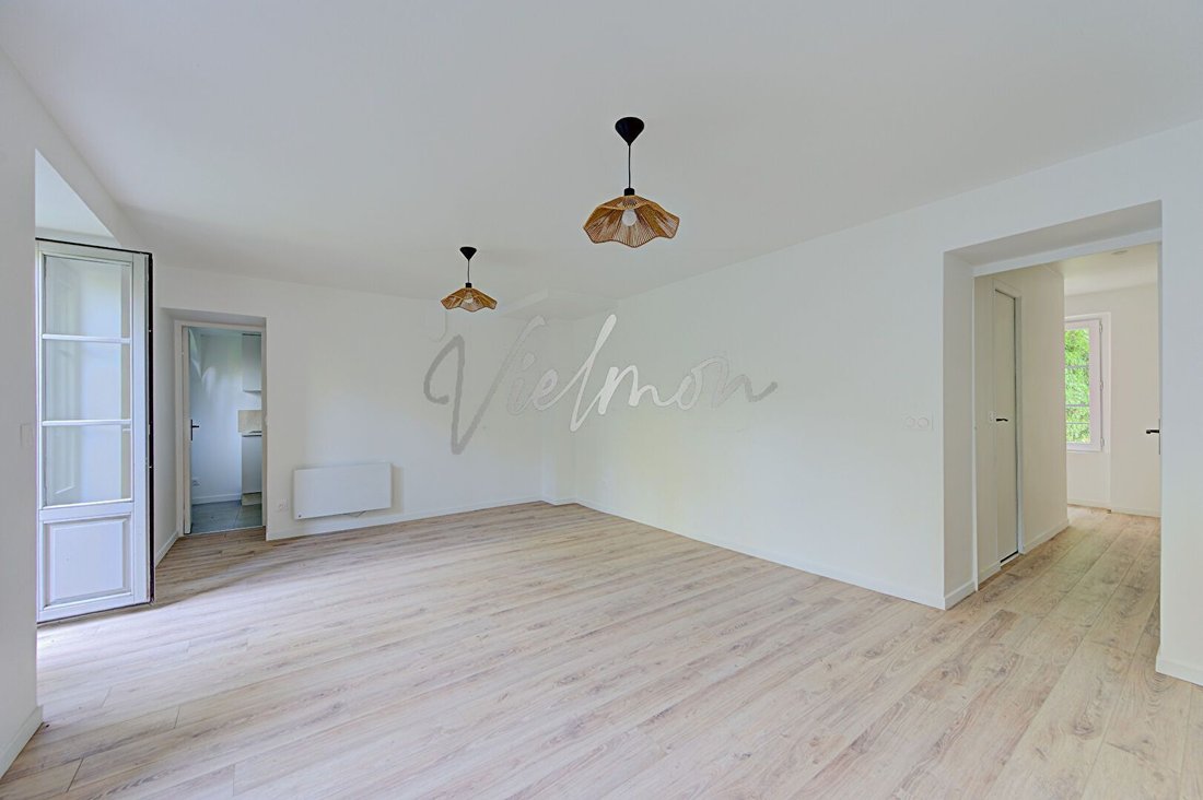 Apartment in Forêt, Saint-Germain-en-Laye, France 4 - 18053014