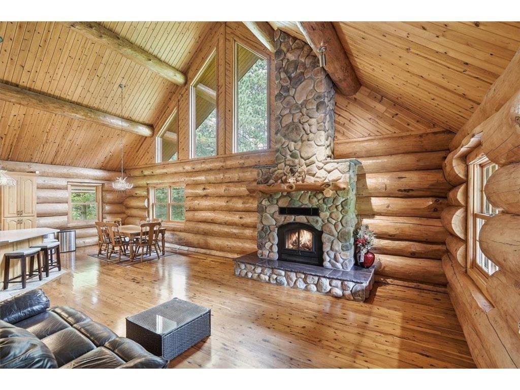 House in Wyanett, Minnesota, United States 4 - 18052886