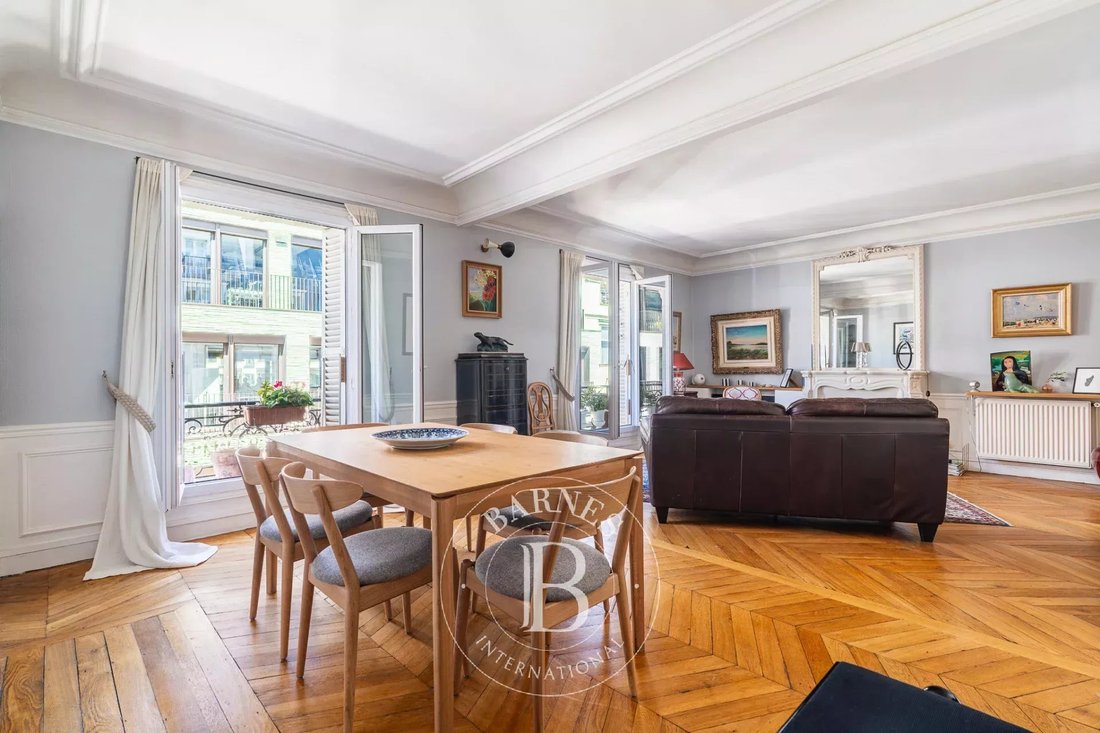 Apartment in Chaillot, Paris 16e Arrondissement, Paris 3 - 18053163