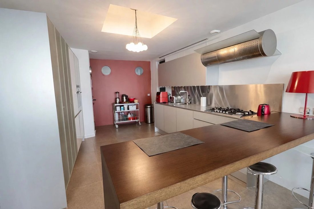 Apartment in Mazarin-Opéra-Bellegarde-Mairie, Aix-en-Provence, France 3 - 18053157