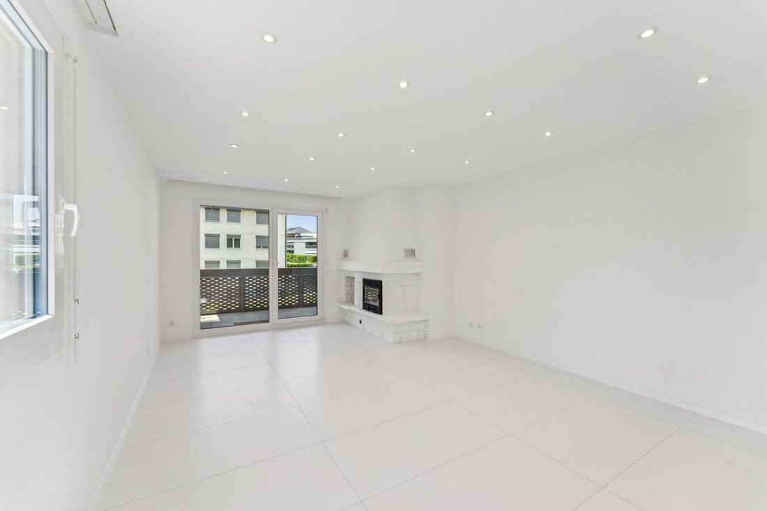 A Real Favorite! A Must See!
