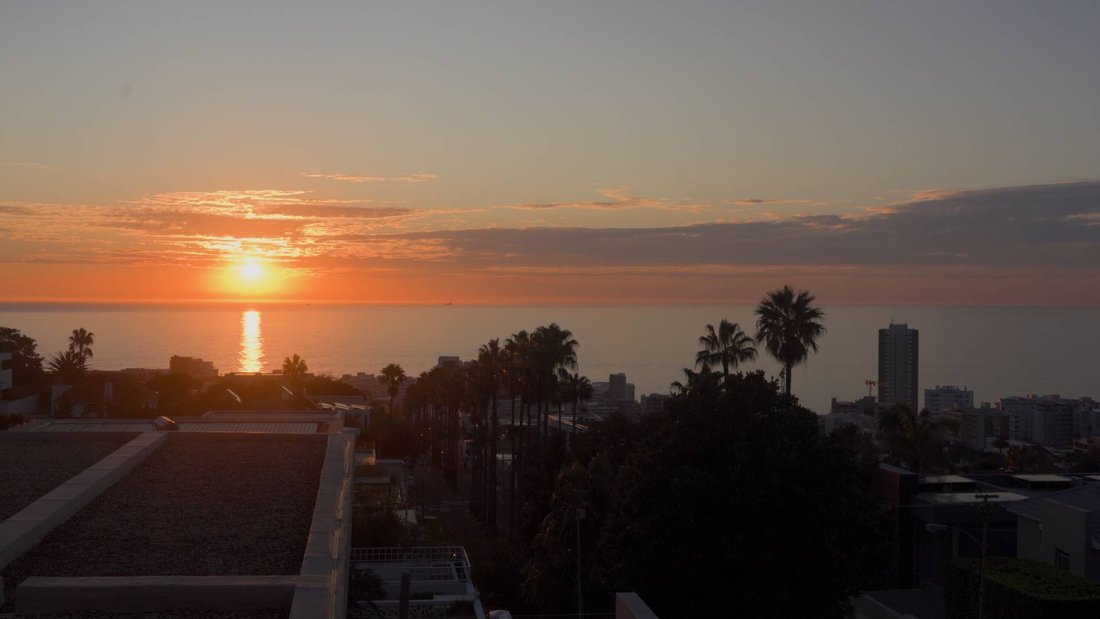 House in Fresnaye, Bakoven, Cape Town 4 - 18036704