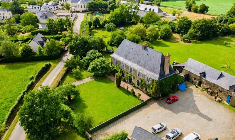 House in Château-Gontier, Chateau-Gontier-sur-Mayenne, France 1 - 15967386