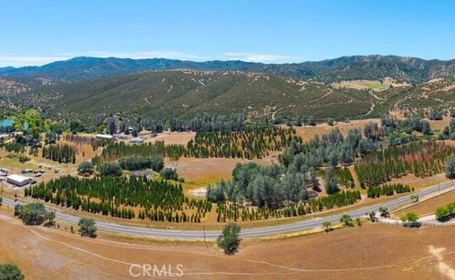 House in Creston, California, United States 1