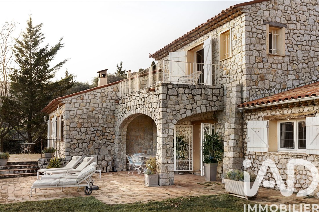 House in Gourdon, Provence-Alpes-Côte d'Azur, France 2 - 16398159
