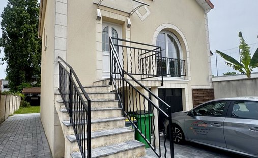 House in Les Pavillons-sous-Bois, Ile-de-France, France 1