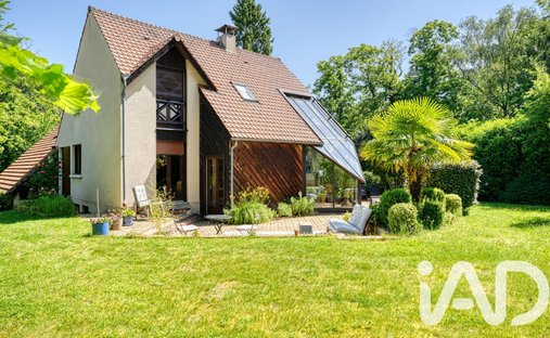 House in Triel-sur-Seine, Ile-de-France, France 1