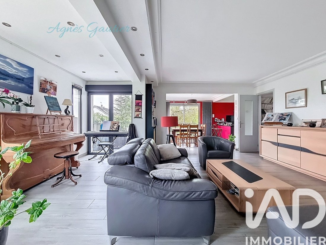House in Sucy-en-Brie, Ile-de-France, France 5 - 17672140