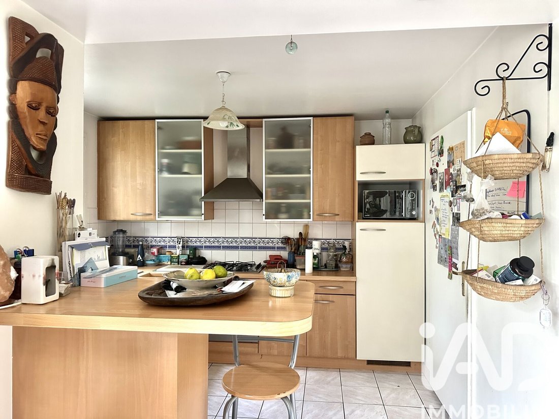 House in Villejuif, Ile-de-France, France 1 - 18054387