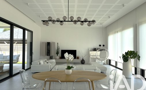 House in Juigne, Montreuil-Juigne, France 1