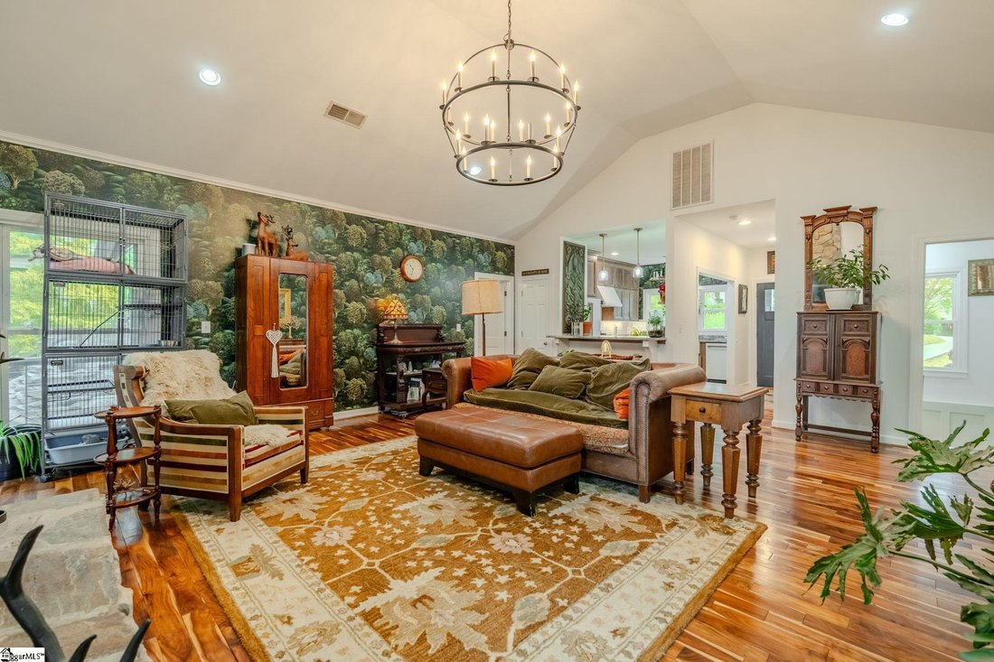 House in Landrum, South Carolina, United States 5 - 18053586