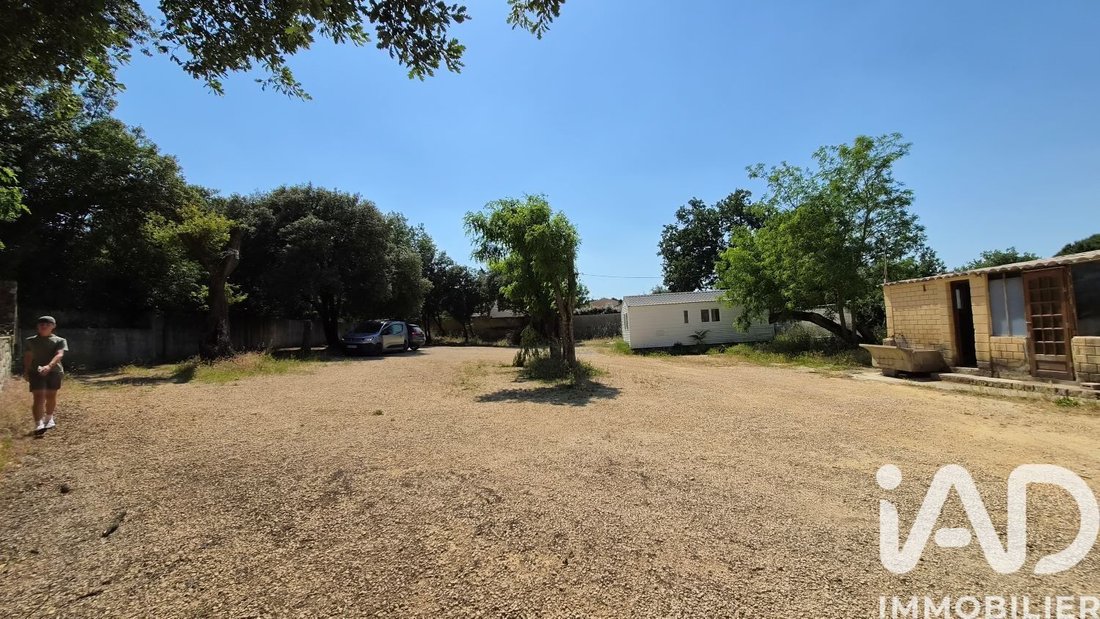 Land in Orange, Provence-Alpes-Côte d'Azur, France 1 - 18054377