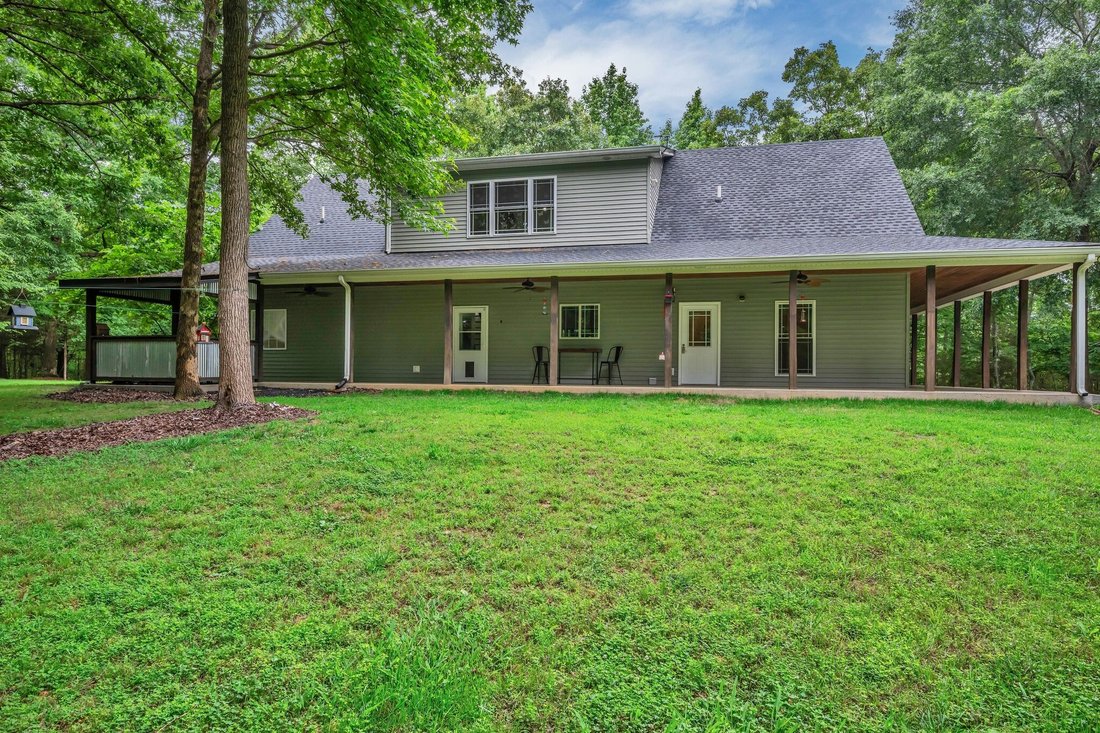 House in Dickson, Tennessee, United States 2 - 18053472