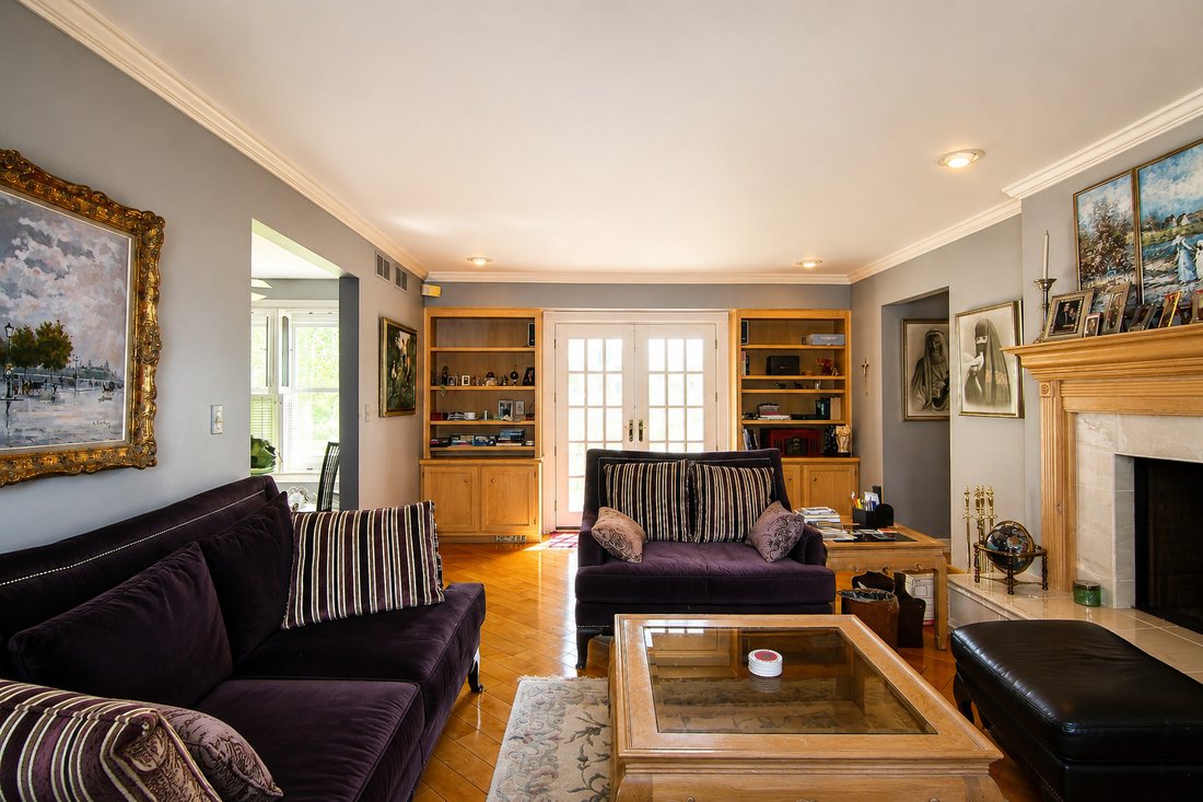 House in Burr Ridge, Illinois, United States 3 - 18040670