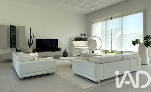 House in Juigne, Montreuil-Juigne, France 1