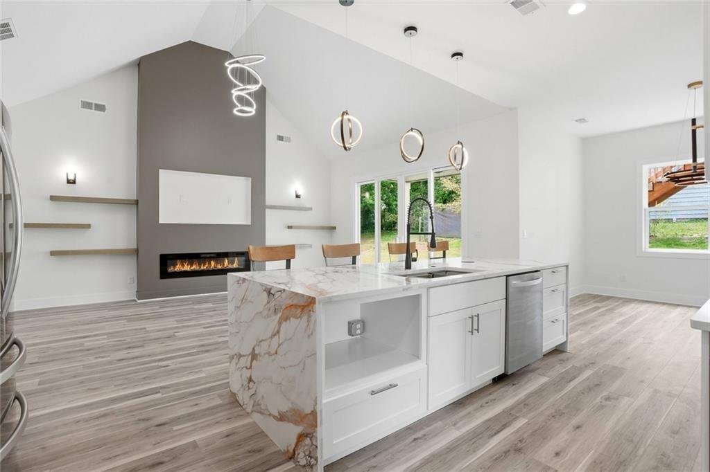 House in Stone Mountain, Georgia, United States 5 - 17570878