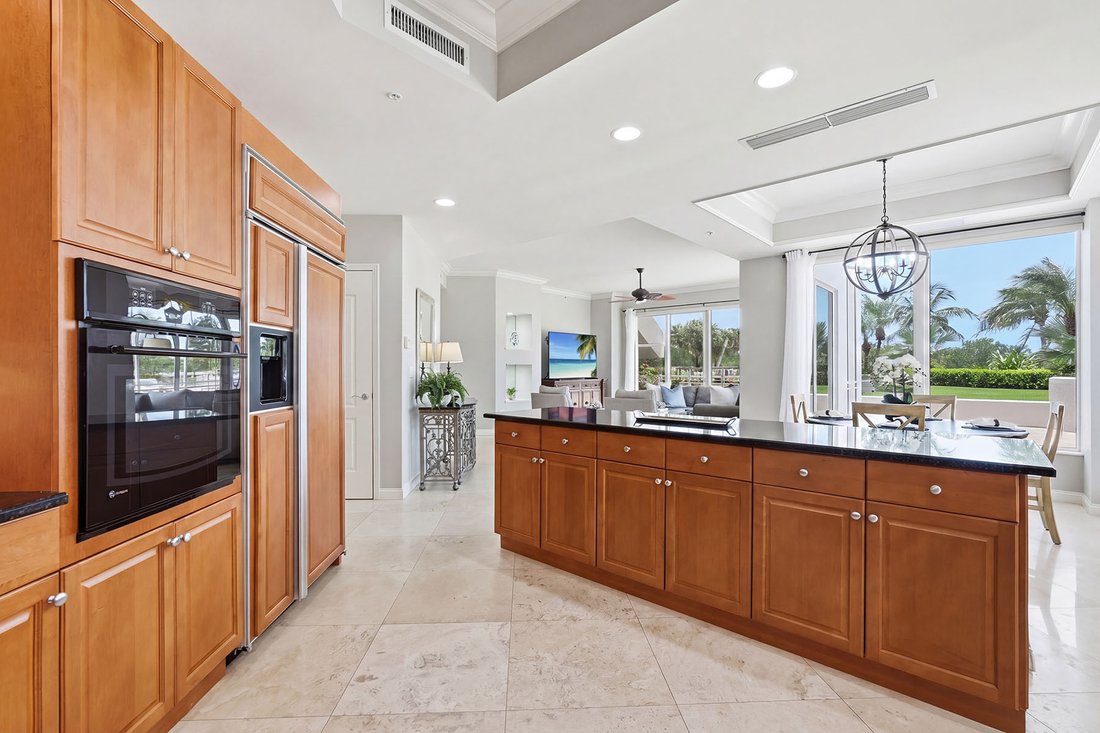 Condo in Bonita Springs, Florida, United States 5 - 18053792