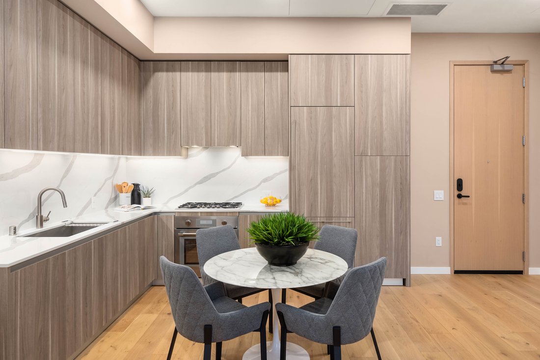 Condo in Bellevue, Washington, United States 5 - 18053805