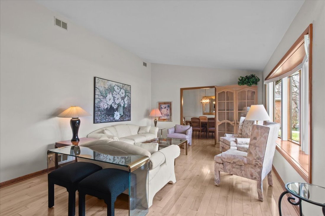 House in Lake Bluff, Illinois, United States 5 - 18020349
