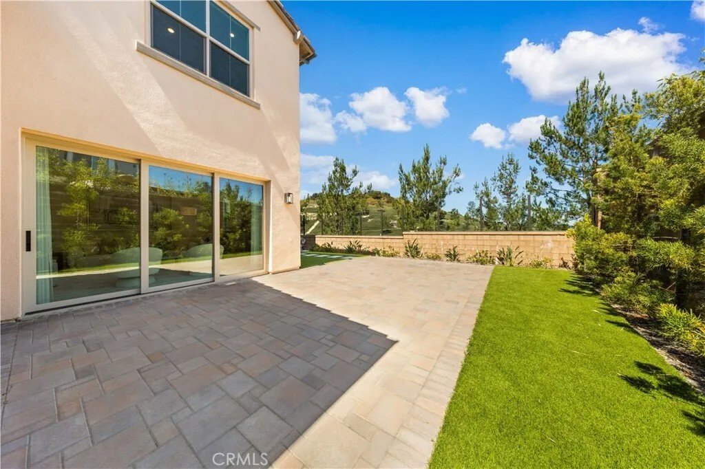 Condo in Irvine, California, United States 5 - 18046791