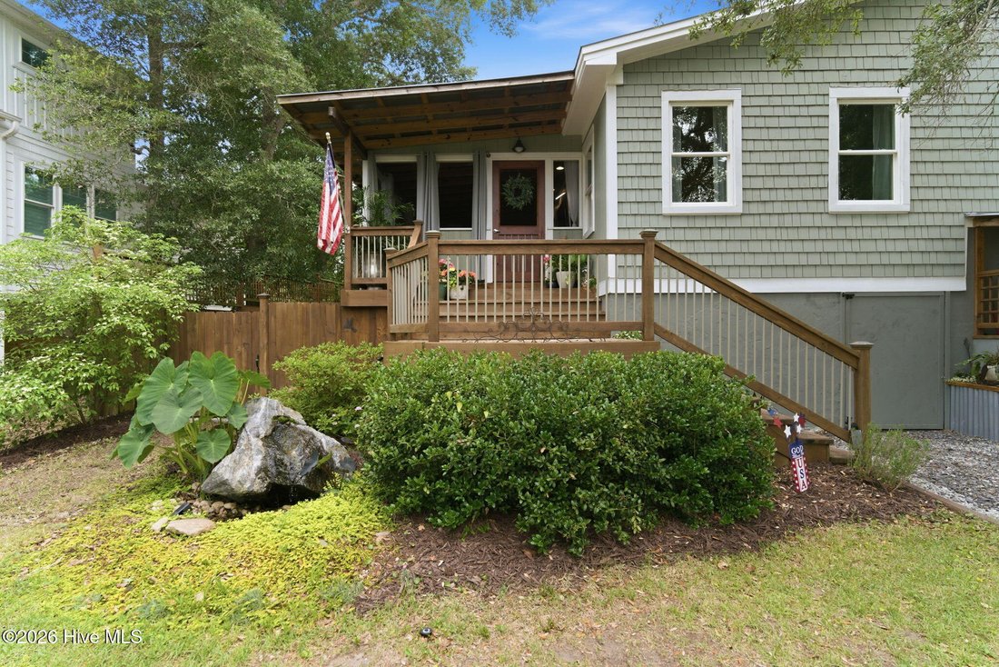 House in Oak Island, North Carolina, United States 1 - 18053636
