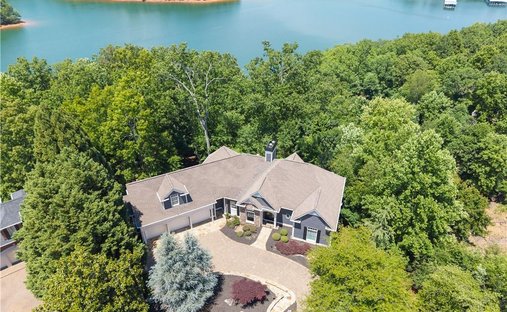 House in Gainesville, Georgia, United States 1