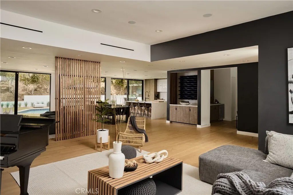 House in Los Angeles, California, United States 5 - 17823356