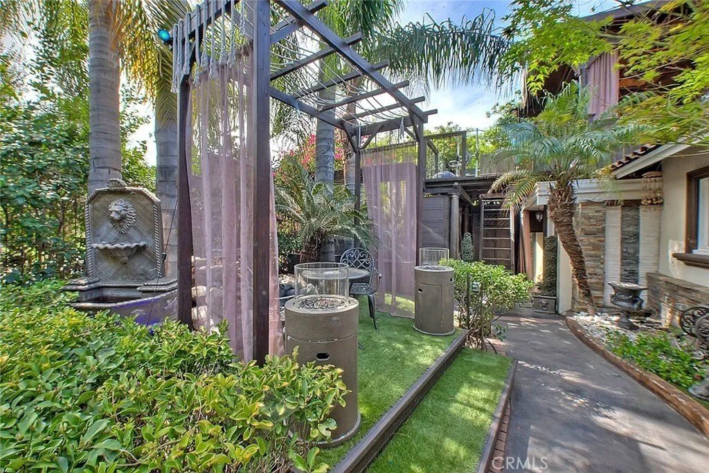 House in Los Angeles, California, United States 5 - 17537125