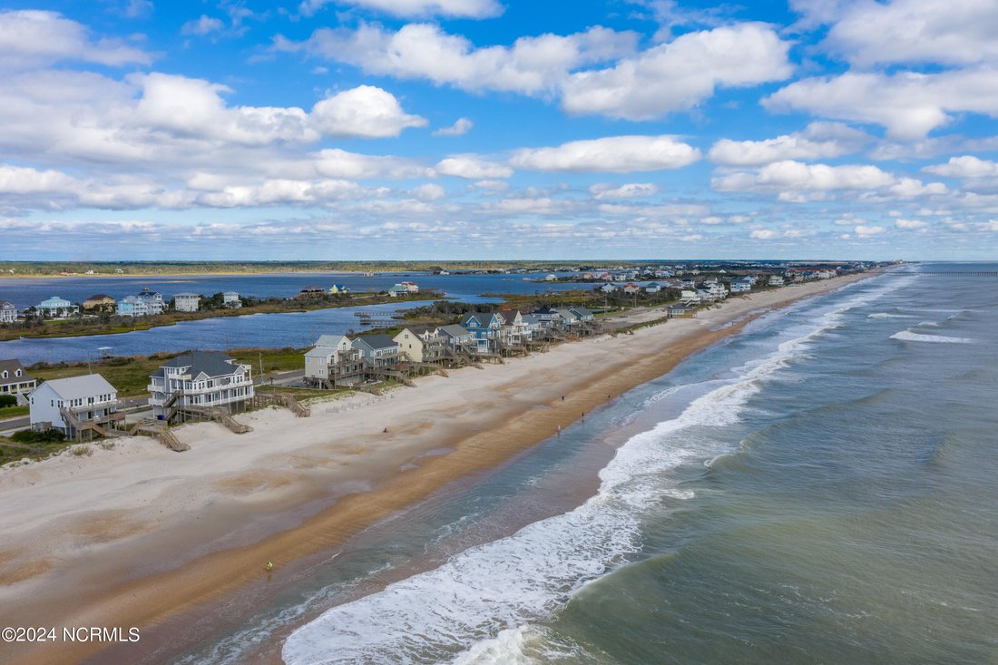 House in North Topsail Beach, North Carolina, United States 2 - 18053627